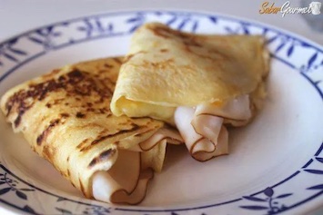 Crêpe de Jamón y Queso suizo