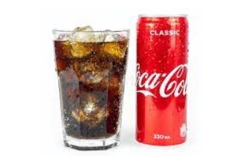 Coca Cola con hielo