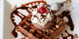 Goffres con nata y chocolate